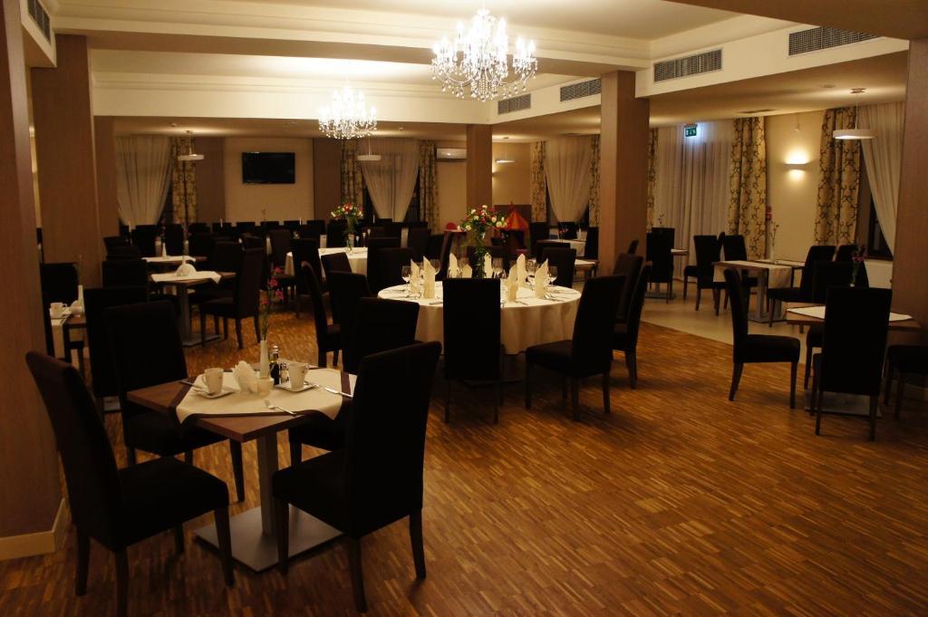 Hotel Camelot Szczawno-Zdroj Kültér fotó