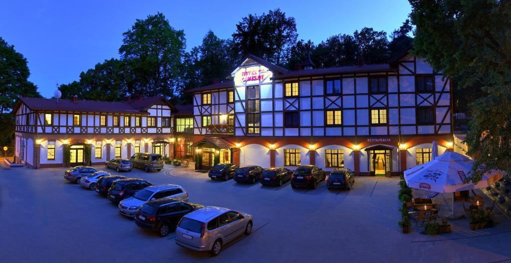 Hotel Camelot Szczawno-Zdroj Kültér fotó