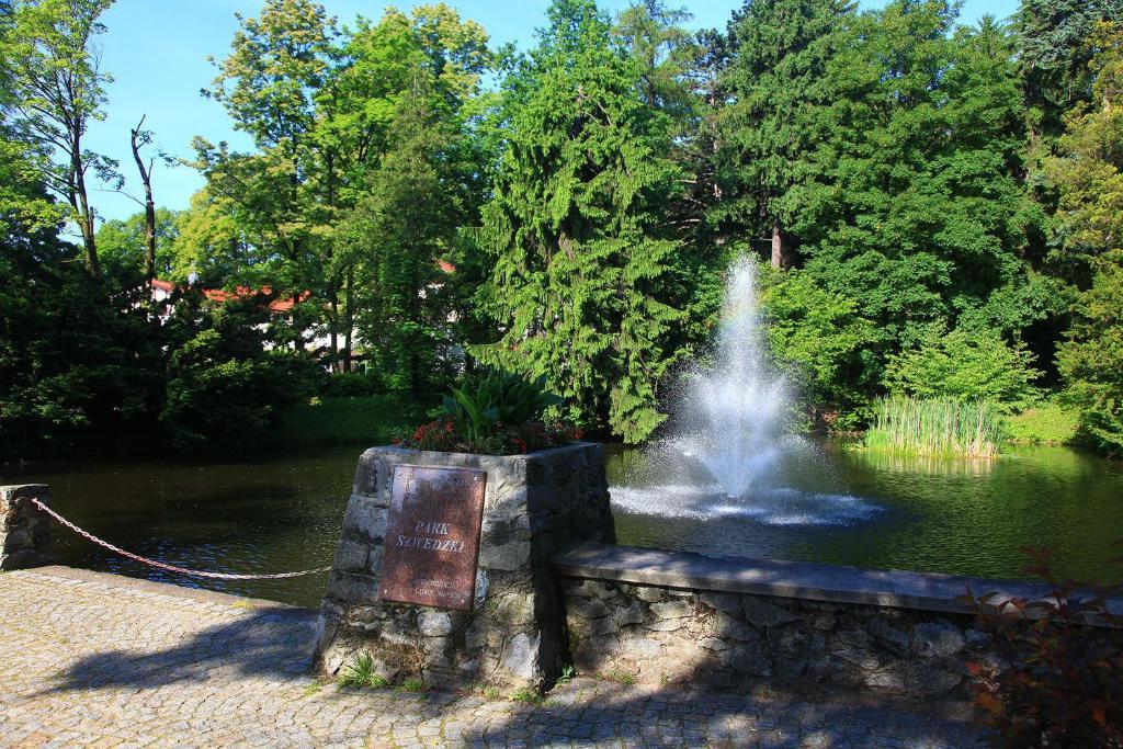 Hotel Camelot Szczawno-Zdroj Kültér fotó