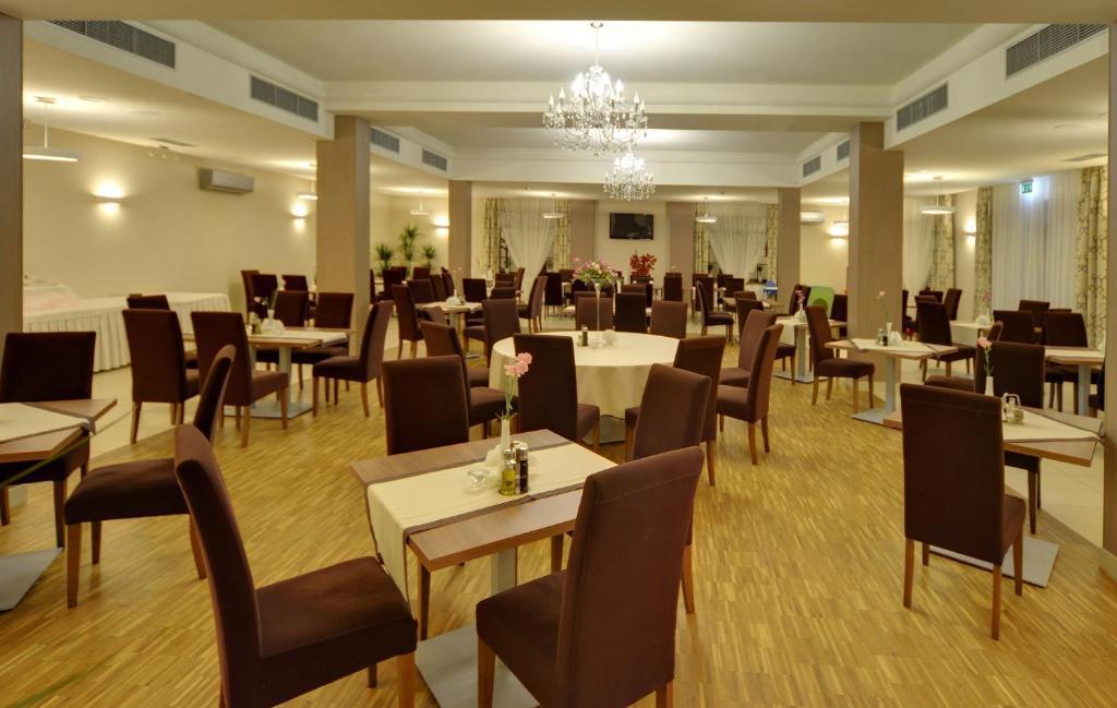 Hotel Camelot Szczawno-Zdroj Kültér fotó